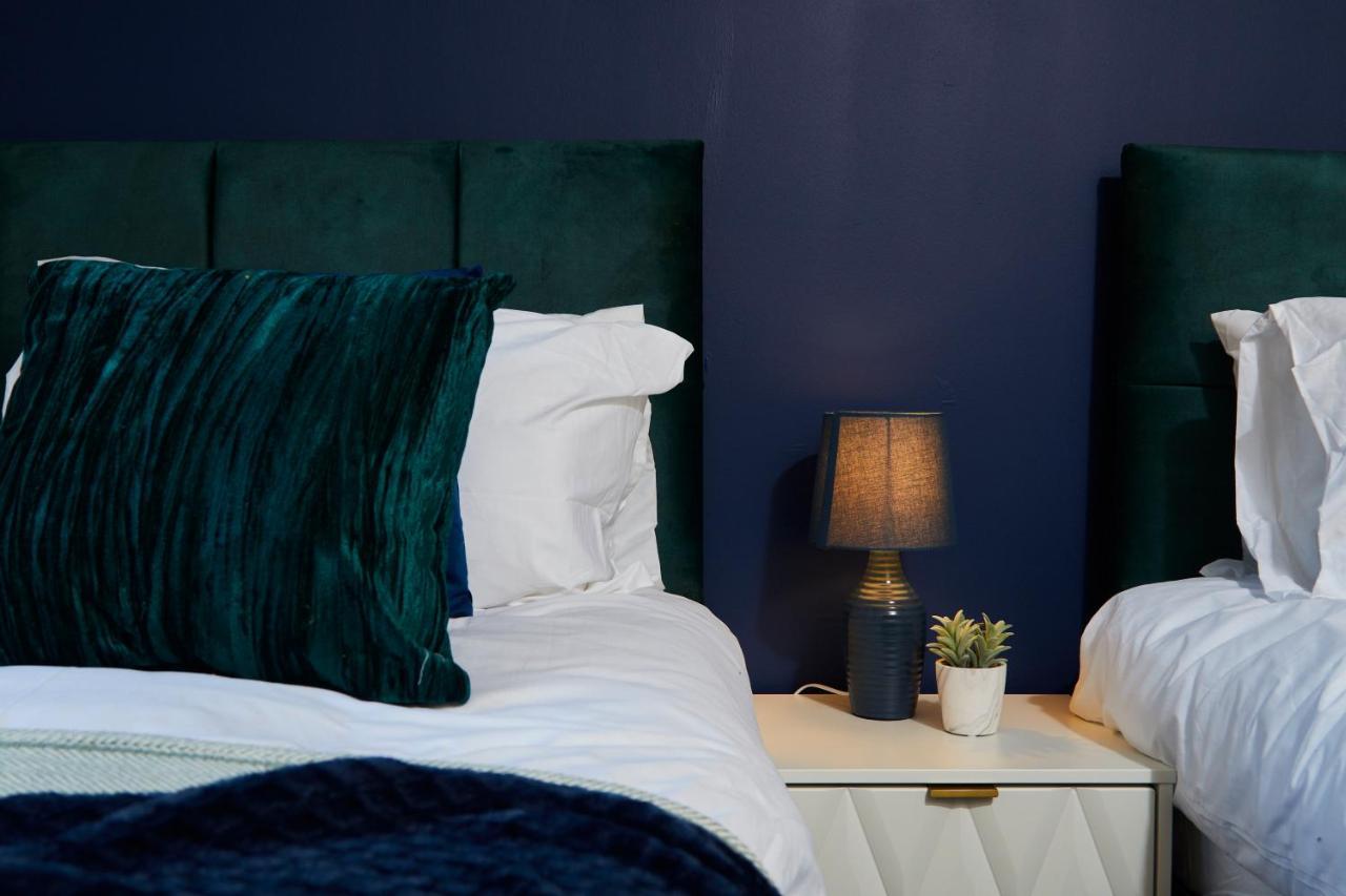 Exquisite Cambridge Abode - Sleeps 6 - Parking Apartman Kültér fotó