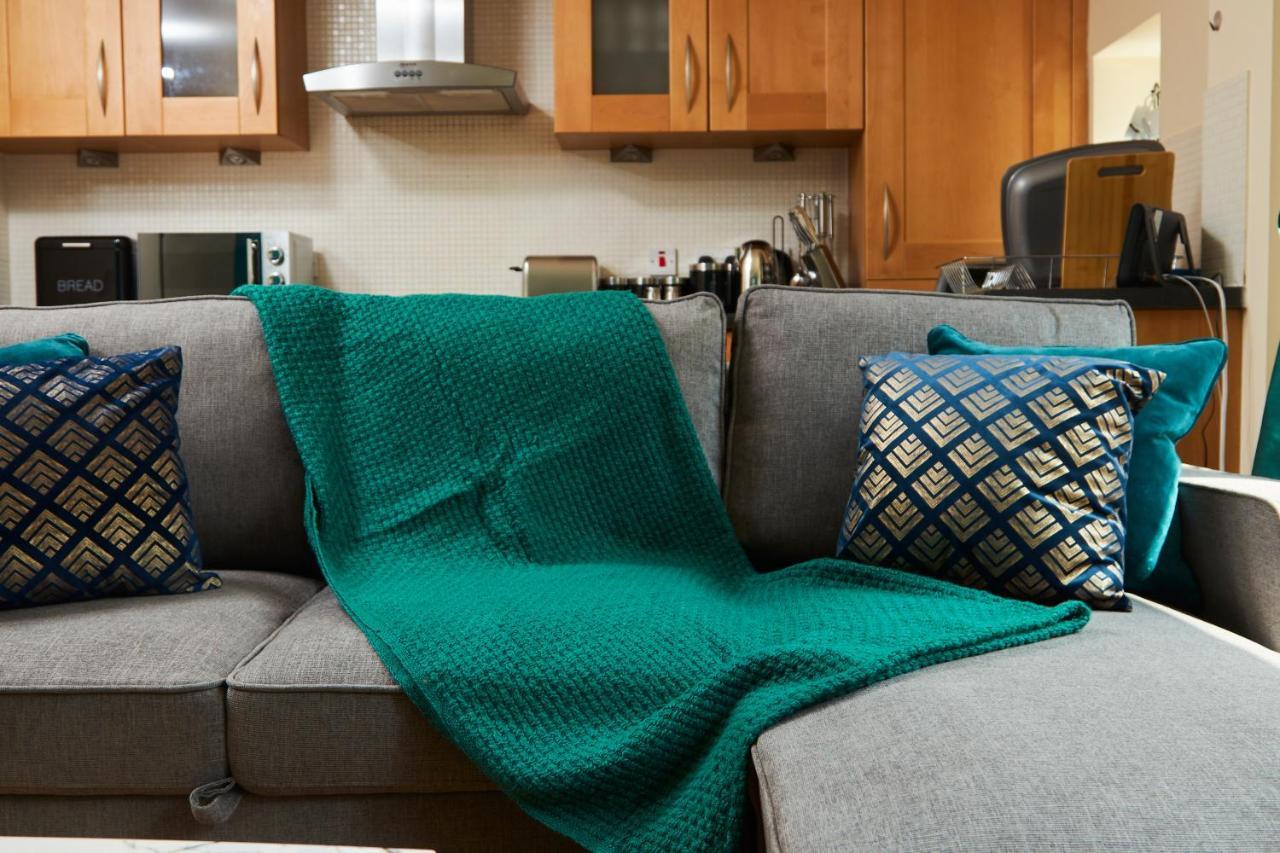 Exquisite Cambridge Abode - Sleeps 6 - Parking Apartman Kültér fotó